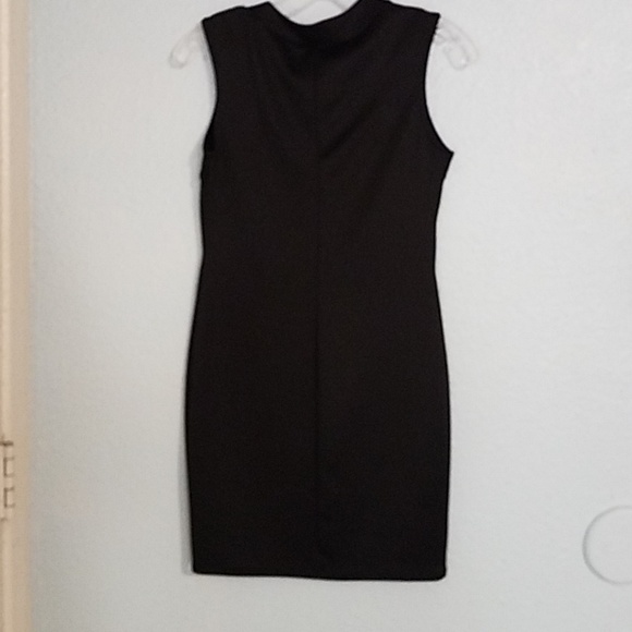 Black dress - Picture 2 of 2